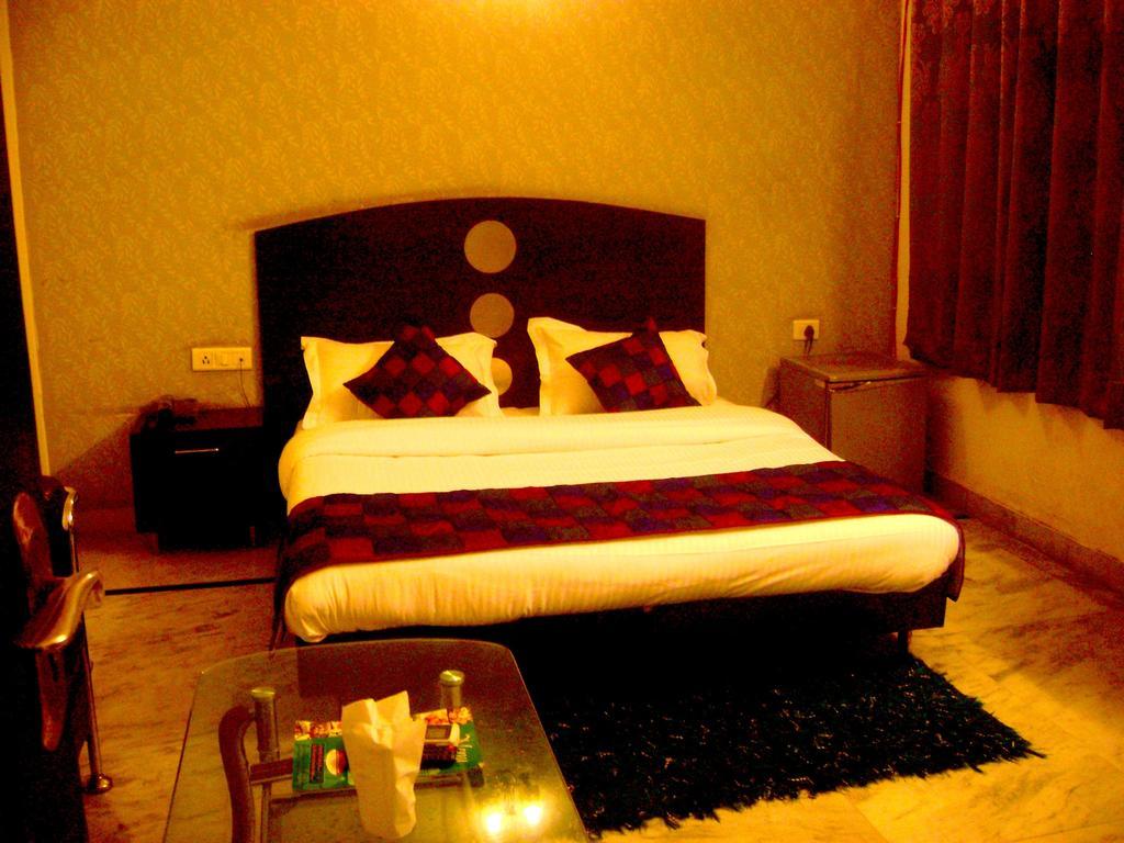 Hotel Mandakini Palace Delhi  Zimmer foto