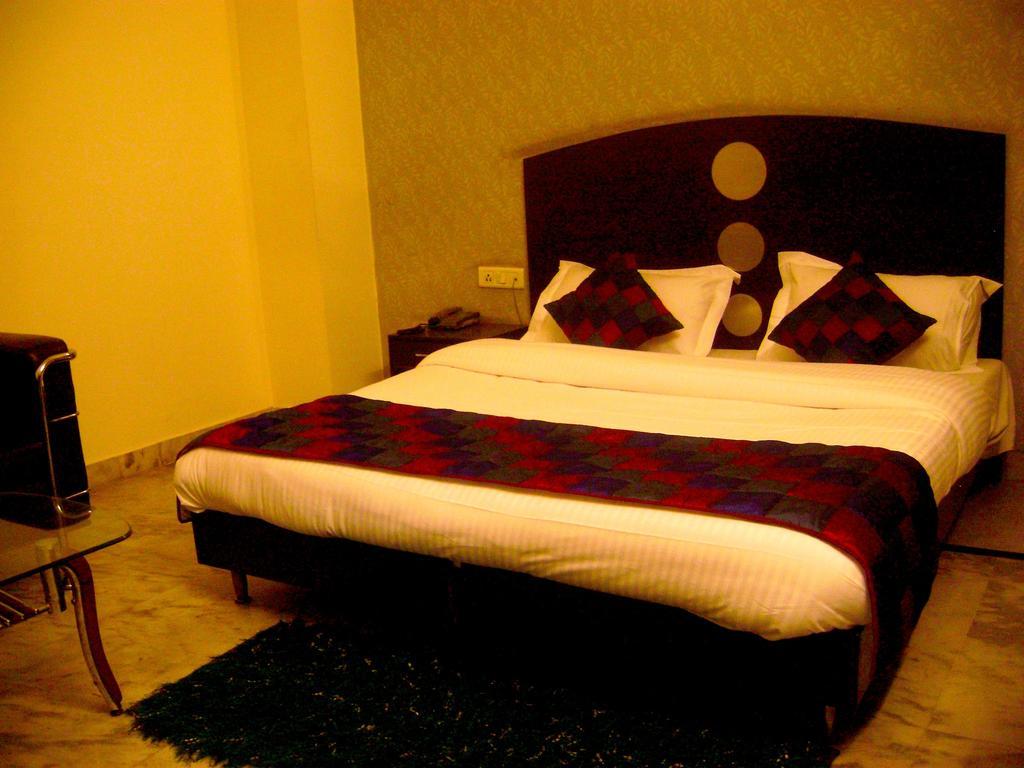 Hotel Mandakini Palace Delhi  Zimmer foto